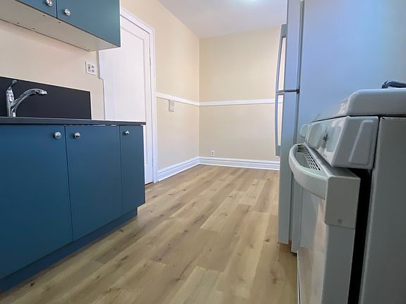 5th image of 7235 S Phillips Ave APT 1E