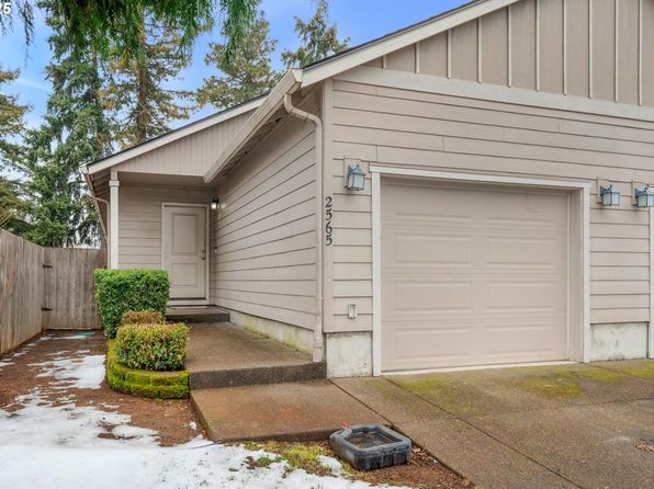 salem-oregon-2101567058 picture