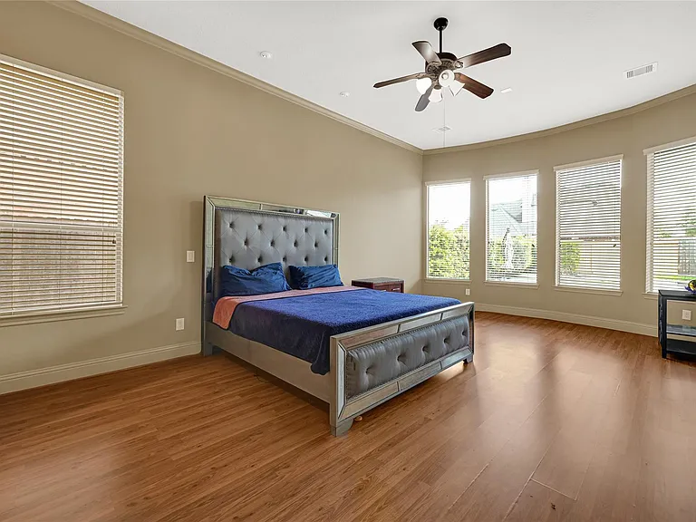 28214 Churchill Ct — Photo 18