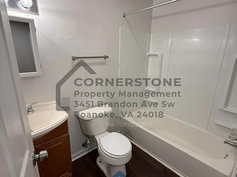 1517 Lexington Ave SW #1 — Photo 5