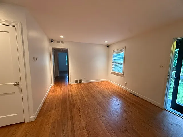 2310 Fernwood Dr — Photo 20