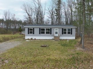 7942 N Airpark Rd, Weidman, MI 48893