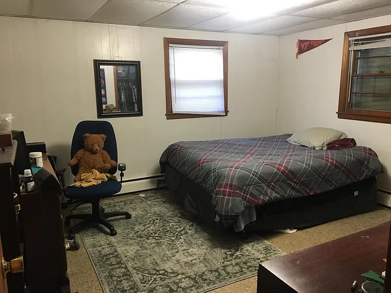 209 Reynolds St #3 — Photo 4