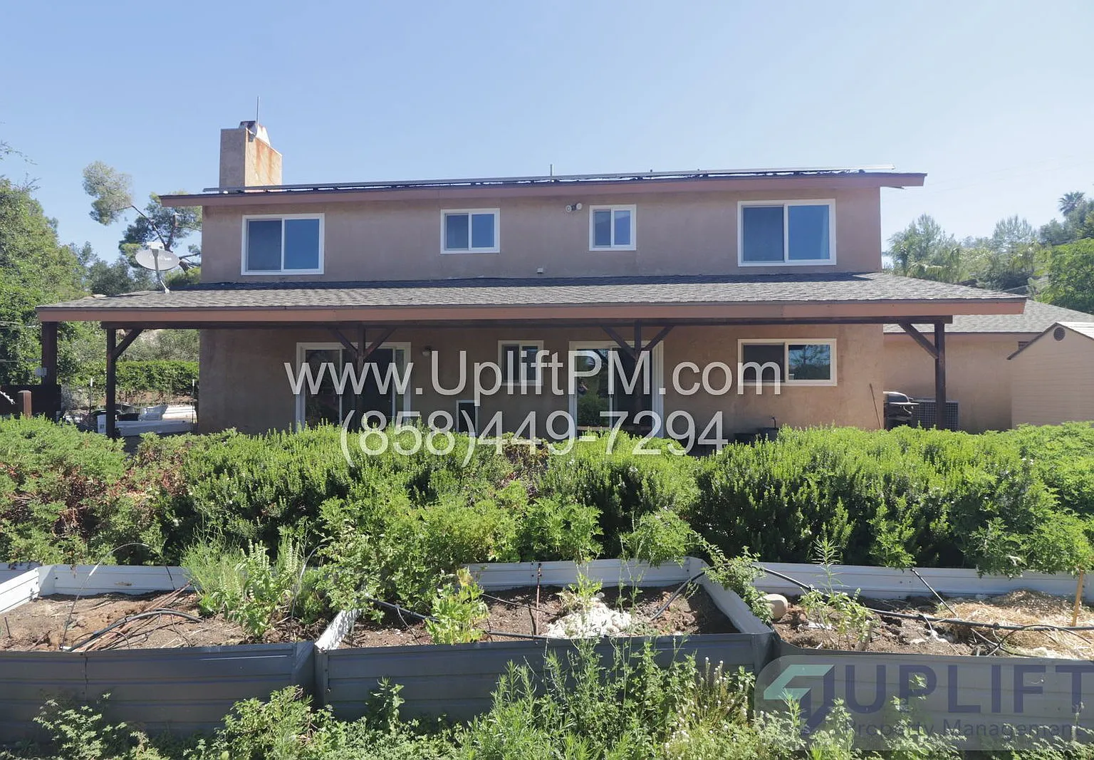 4 bed, 2.5 bath, 2430 sqft, $4,300 — Photo 2