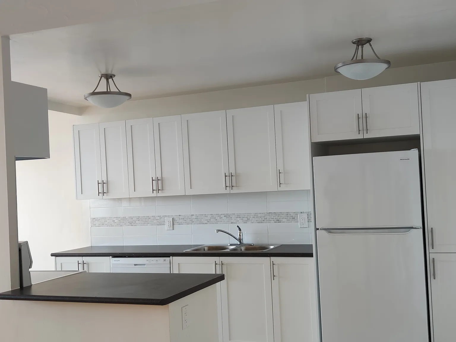 135 Fenelon Drive Toronto — Photo 1