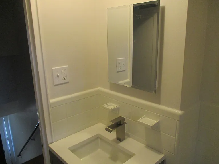 52 Grant Ave — Photo 8