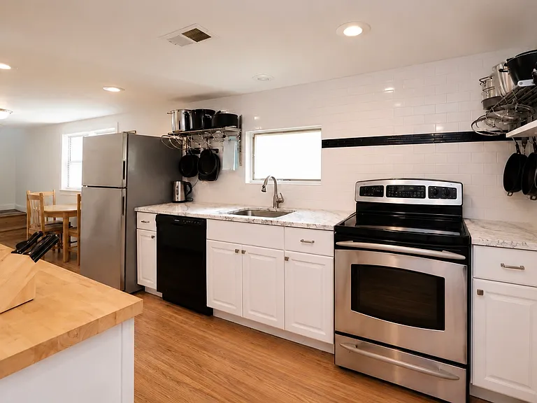 651 Glasco Tpke #NA — Photo 16