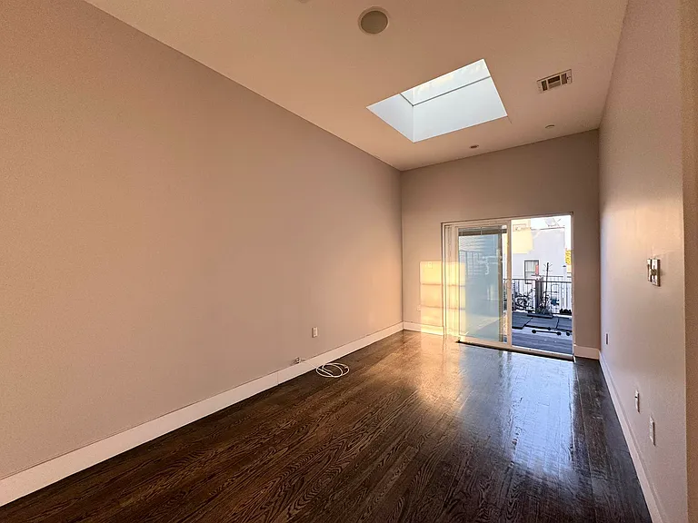 79 Stuyvesant Ave #4 — Photo 1