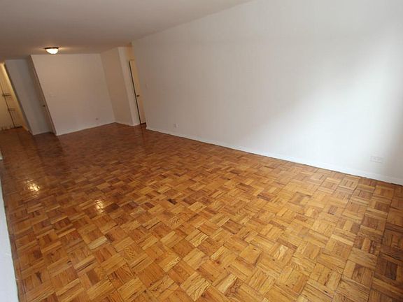 3rd image of 10101 67th Dr APT 1D