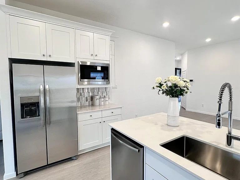 13802 Windward Mist Dr — Photo 2
