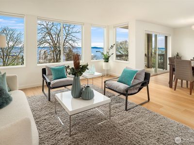 666 W Olympic Place #202, Seattle, WA, 98119