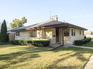 3377 N 98th St, Milwaukee, WI 53222