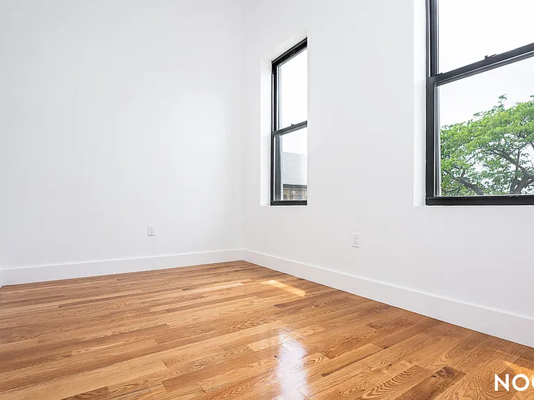 589 Knickerbocker Ave #1B — Photo 14
