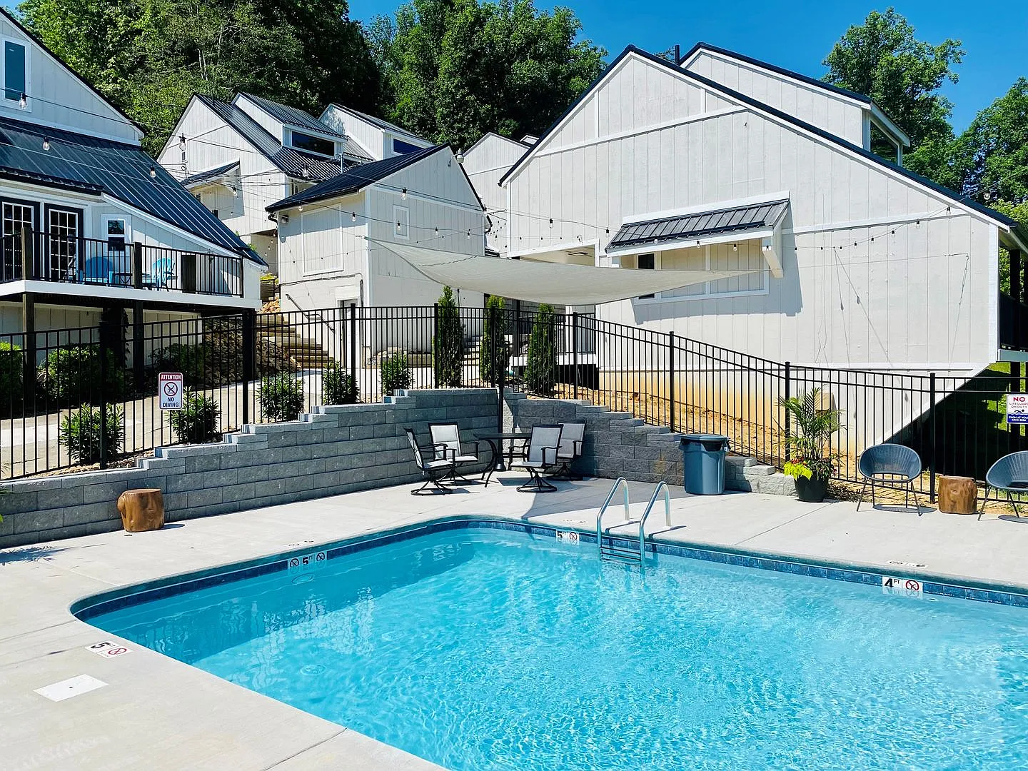 Lake-Facing 1BR at Pointe Six52 Boone Lake Views & Private Dock Access! — Photo 3