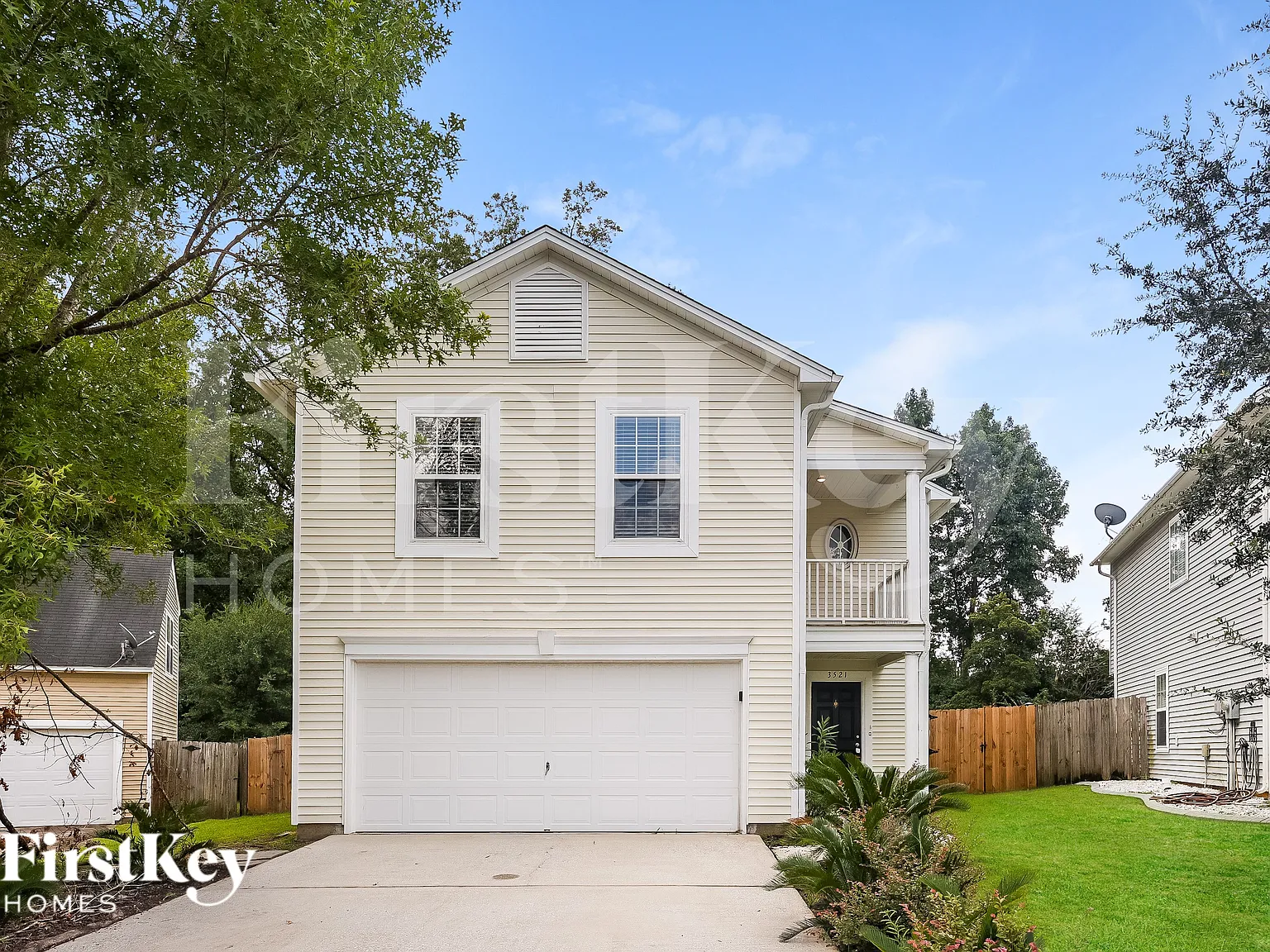 3 bed, 2.5 bath, 1760 sqft, $2,510 — Photo 1