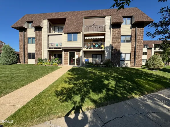 2723 Gateway Ave APT 1, Bismarck, ND 58503