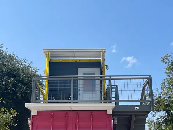 207 S Sabinas St Unit 2201, San Antonio, TX 78207