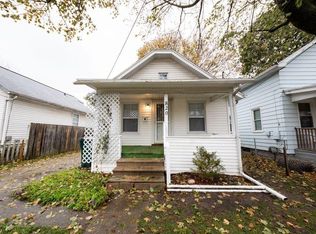 820 Comfort St, Lansing, MI 48915