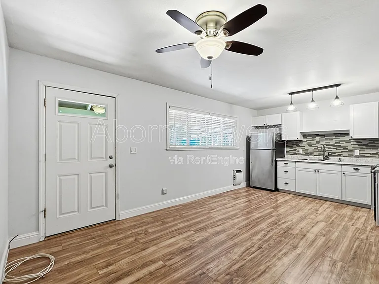 6197 Spruce St #4 — Photo 4