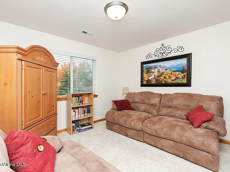 6113 N La Rochelle Dr — Photo 12