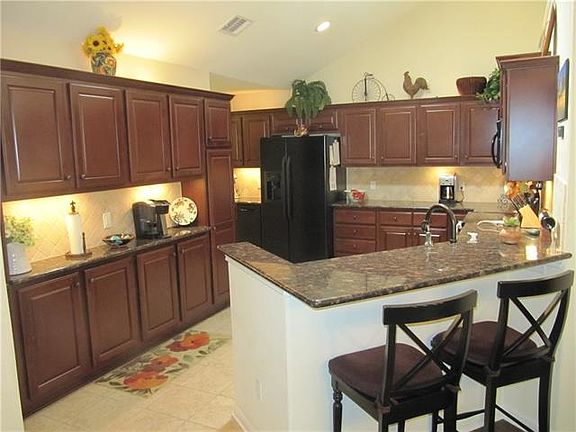 5th image of 30 Wildwood Dr APT 104