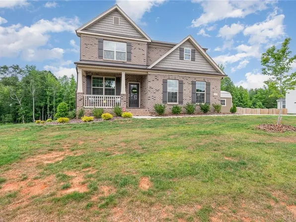 1335 Reading Ct, Burlington, NC 27217