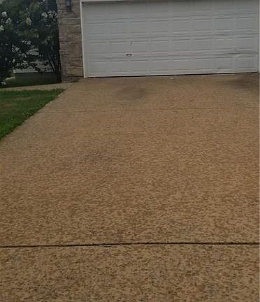 2nd image of 2006 S Pinewoods Dr