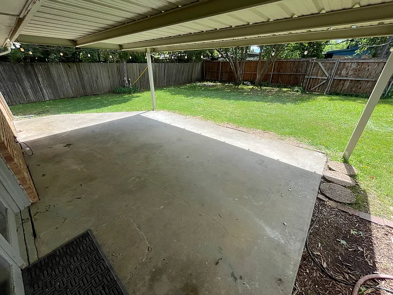Huge covered patio