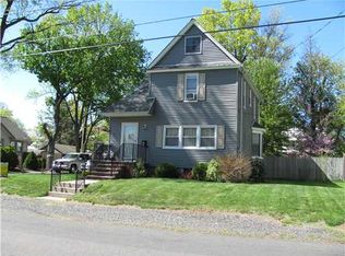 108 Edwards Ave, Piscataway, NJ 08854