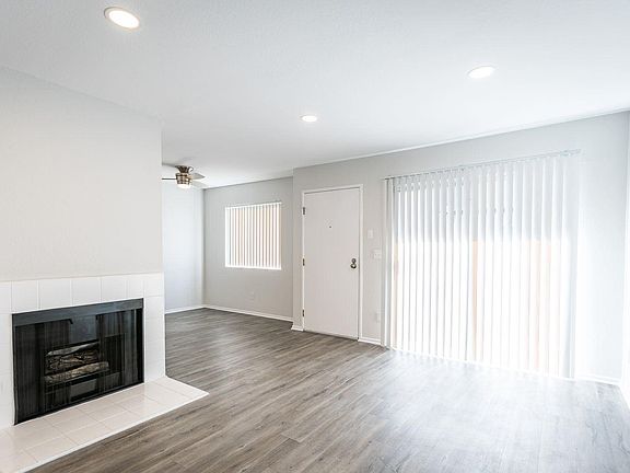 4th image of 4406 Cahuenga Blvd APT 102