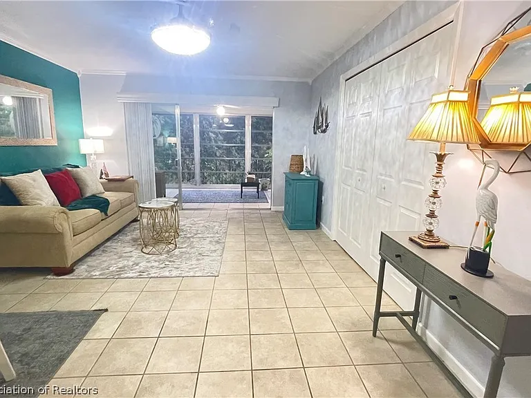 1801 Lakeview Dr #309 — Photo 19