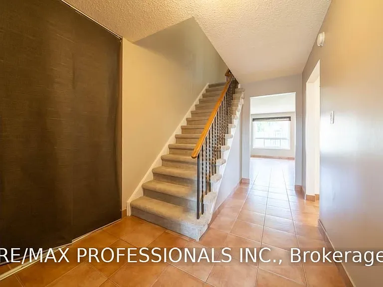 4207 Beacon Ln — Photo 4