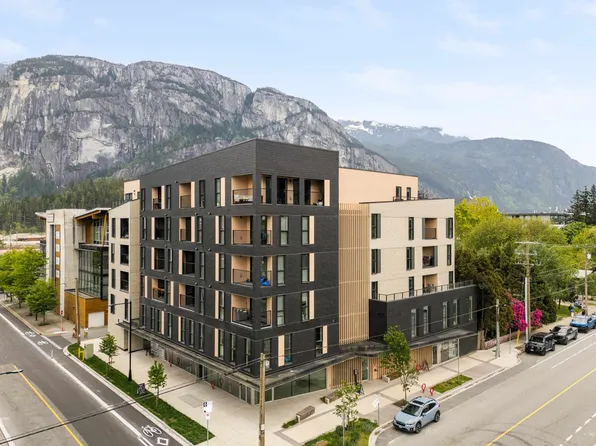 37994 2nd Ave #402, Squamish, BC V8B 1C3