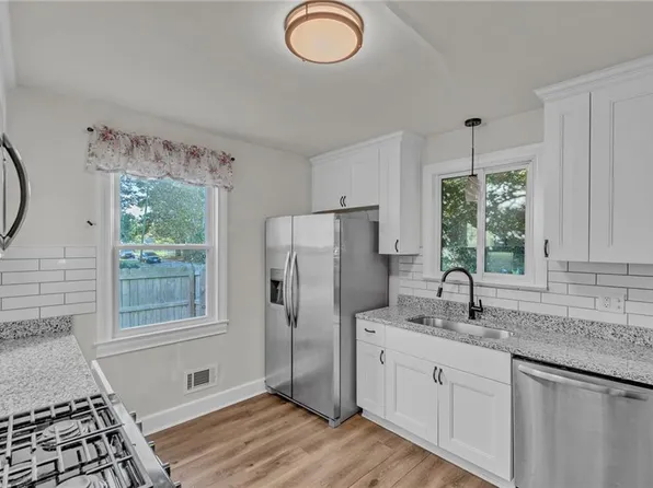 62 Bainbridge Ave, Portsmouth, VA 23702