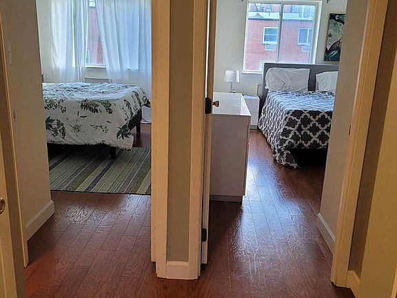 3rd image of 16 E 118th St