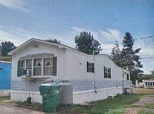 525 E Main St TRAILER 45, Branford, CT 06405
