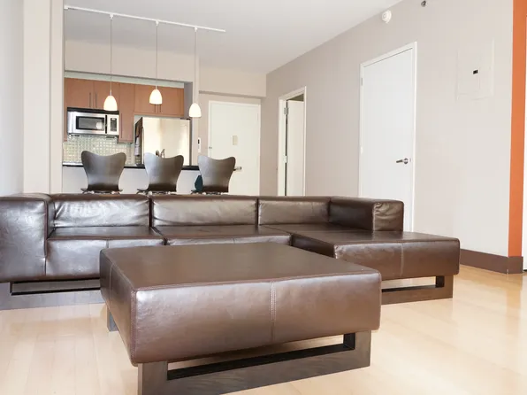 242 East 25th Street 9D image 2 of 14