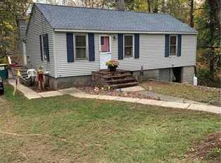 210 Crum Elbow Rd, Hyde Park, NY 12538