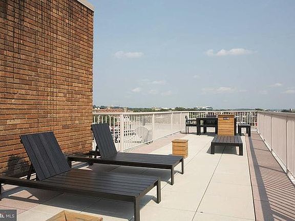 4th image of 1417 Newton St NW APT 406