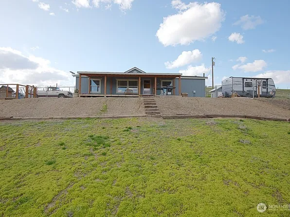 251 Morrow Road, Moxee, WA 98936