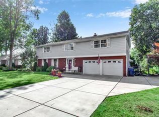 131 Woodshire S, Getzville, NY 14068