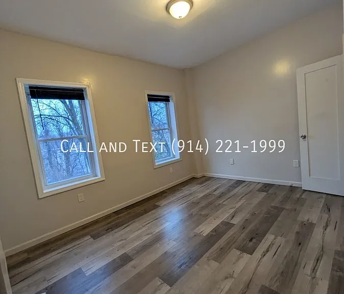 28 Vineyard Ave — Photo 5