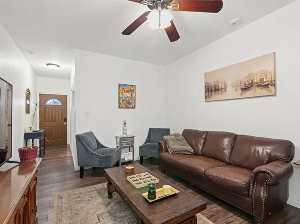 81 Humphrey Avenue image 12 of 37