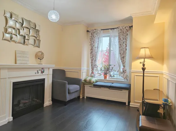 14855 100th Ave #58, Surrey, BC V3R 2W1