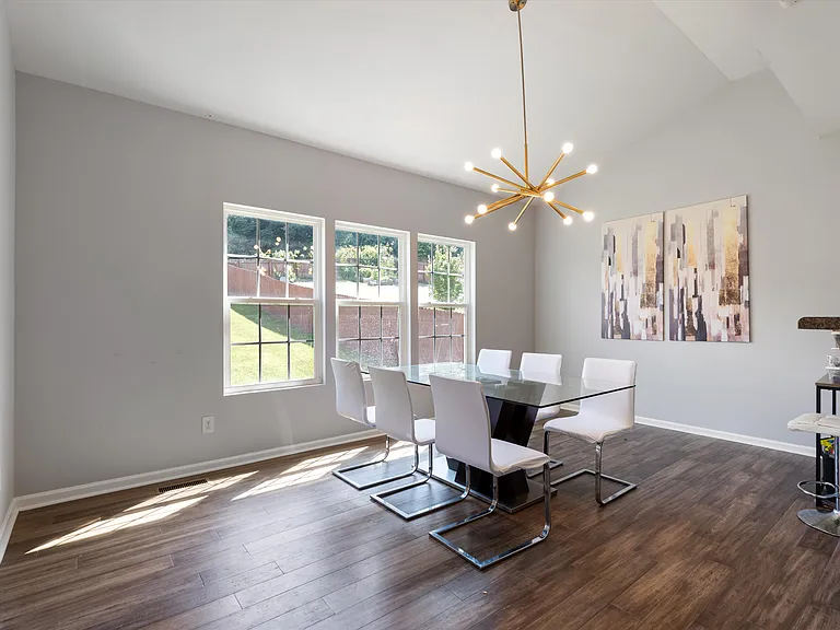 636 Wolfeboro Ln — Photo 14
