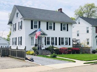 44 Mason Ave, Babylon, NY 11702