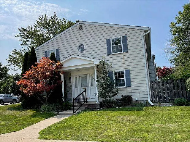 19777 Hayes Ct — Photo 2