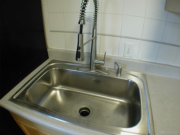 5th image of 665 N Washington St APT 5C