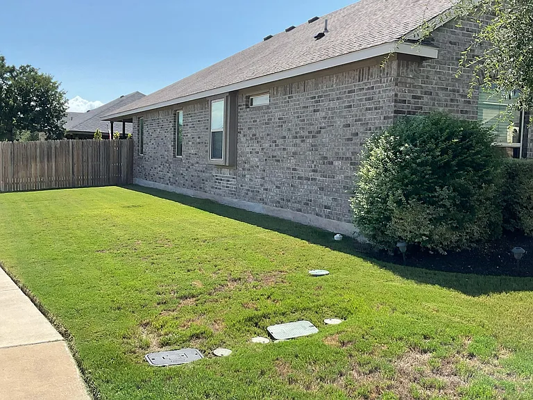 2449 Lyla Ln — Photo 4