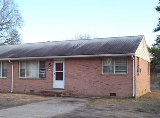 16415 Harrowgate Rd, Chester, VA 23831